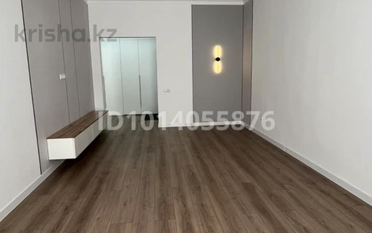 1-бөлмелі пәтер · 57 м² · 4/7 қабат, Алтын орда ш/а., Микрорайон Батыс-2 50л — Мустафа Шокай - Мангилик ел, бағасы: 200 000 ₸ в Актобе, мкр. Алтын орда — фото 2