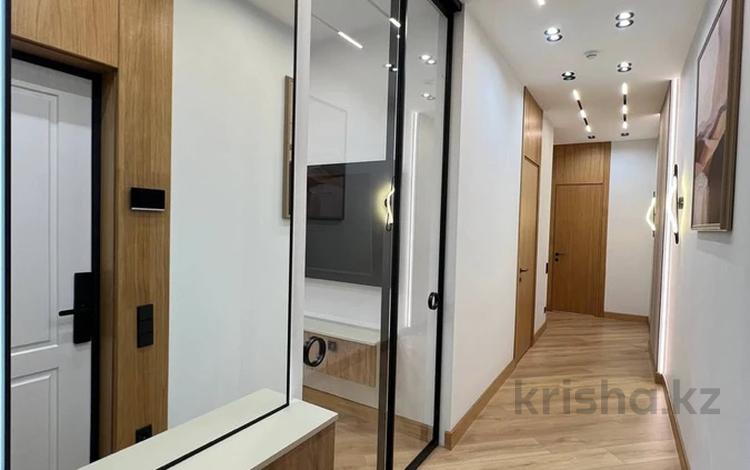 2-комнатная квартира · 84 м² · 7 этаж, Розыбакиева 320 за 600 000 ₸ в Алматы, Бостандыкский р-н — фото 2