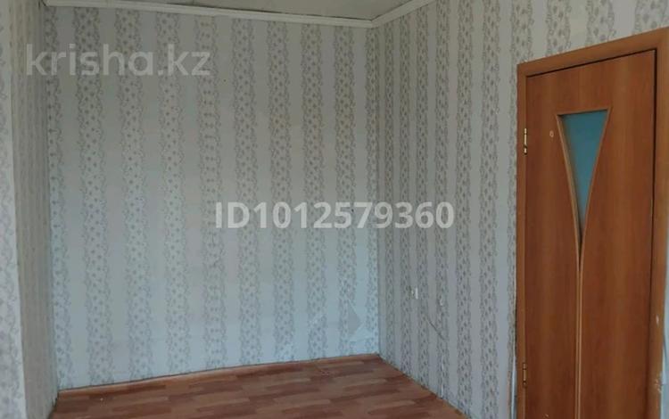 2-бөлмелі пәтер · 41.6 м² · 3/3 қабат, 8 марта 7, бағасы: 5 млн ₸ в Аксу — фото 2