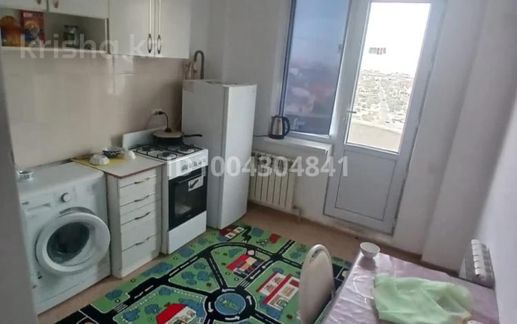 2-комнатная квартира · 60 м² · 9/12 этаж, 33-й мкр 6 — Находится возле университета Ш.Есенов за 140 000 ₸ в Актау — фото 2