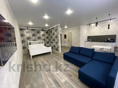 1-комнатная квартира, 45 м², Иссы байзакова 133 за 23 млн 〒 в Павлодаре