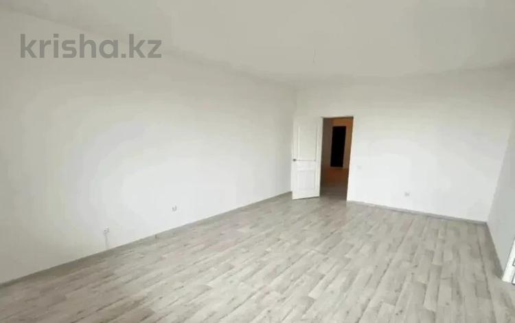 3-комнатная квартира · 117.5 м² · 11/17 этаж, Жандосова за 65 млн ₸ в Алматы, Ауэзовский р-н — фото 2