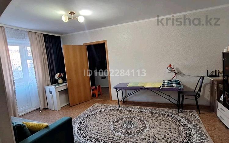 2-комнатная квартира · 47 м² · 4/5 этаж, Майкудук, Майкудук, 13й микрорайон 6 за 8.5 млн 〒 в Караганде, Алихана Бокейханова р-н — фото 2
