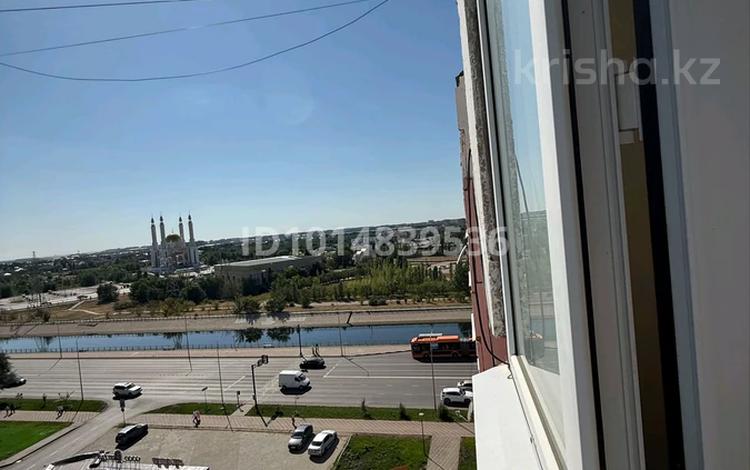 1-комнатная квартира · 35 м² · 9/10 этаж, мкр 11 — Керуен Сити, 32 гимназия, Сити шоппинг,мечеть, церковь за 150 000 ₸ в Актобе — фото 7