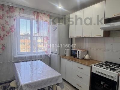 3-комнатная квартира · 67.4 м² · 5/9 этаж, Майкудук, 15й микрорайон 26/2 за 16.5 млн ₸ в Караганде, Алихана Бокейханова р-н