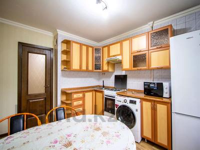 3-комнатная квартира, 70 м², 2/5 этаж, мкр Мамыр-2 7 за 44 млн 〒 в Алматы, Ауэзовский р-н