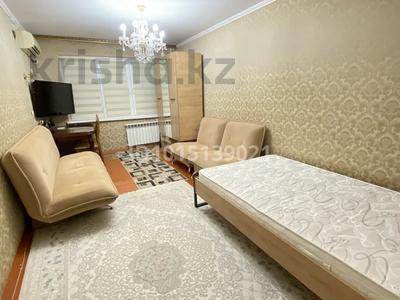 2-бөлмелі пәтер · 50.1 м² · 4/5 қабат, 16-шағынаудан 2 — Напротив Дворец Фосфорников, бағасы: 200 000 ₸ в Шымкенте, Аль-Фарабийский р-н