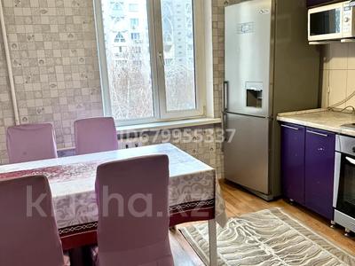 3-комнатная квартира · 72 м² · 4/5 этаж, мкр Аксай-4 34 — Жубанова Момышулы за 300 000 〒 в Алматы, Ауэзовский р-н