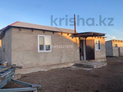 Отдельный дом · 3 комнаты · 70 м² · 10 сот., 5 микрорайон за 15 млн ₸ в 