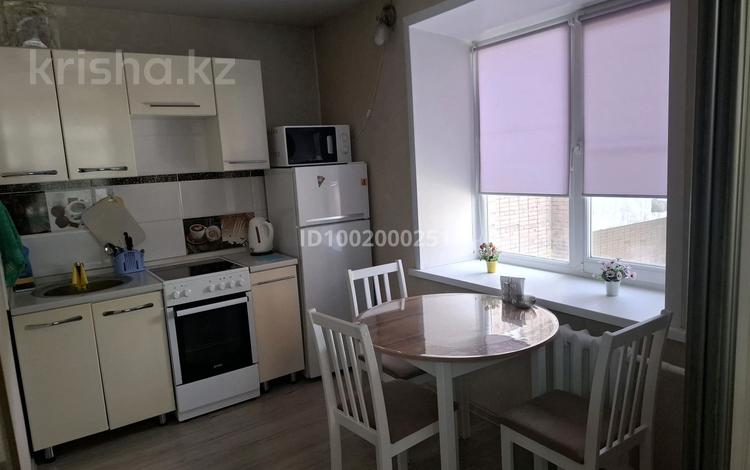 1-бөлмелі пәтер · 36 м² · 2/14 қабат, Славского 14, бағасы: 250 000 ₸ в Усть-Каменогорске — фото 2