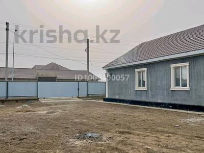 Жеке үй · 3 бөлме · 106 м² · 8 сот., мкр Аксай-2, 24 23, бағасы: 25 млн 〒 в Атырау