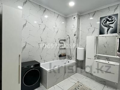 3-бөлмелі пәтер, 60 м², 7/8 қабат, мкр Ерменсай 12 — Арайлы 2/12, бағасы: 60 млн 〒 в Алматы, Бостандыкский р-н