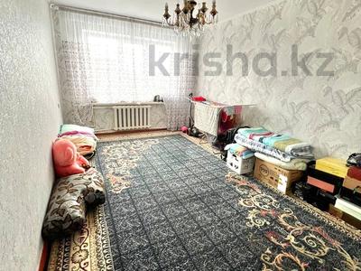 4-комнатная квартира, 74 м², 5/5 этаж, жастар 9 за 19 млн 〒 в Талдыкоргане, мкр Жастар