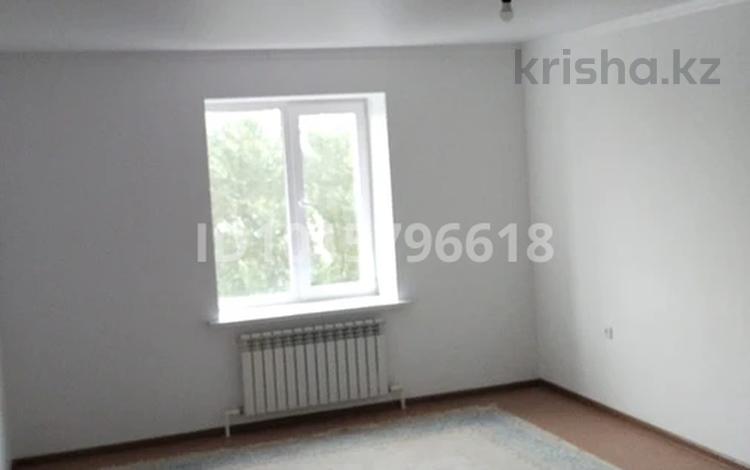 2-комнатная квартира · 100 м² · 5/5 этаж, мкр Болашак 155 за 130 000 ₸ в Актобе — фото 2
