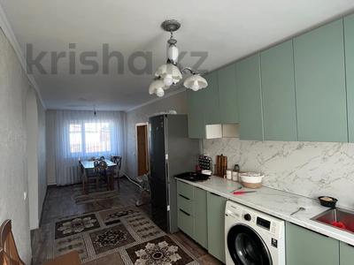 Отдельный дом · 4 комнаты · 92.4 м² · 6 сот., Жомартбаева 6а за 17 млн ₸ в Семее