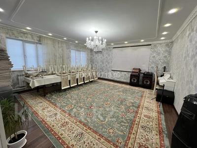 Отдельный дом • 5 комнат • 192 м² • 13 сот., Теңдік көшесі за 24 млн 〒 в Атырау