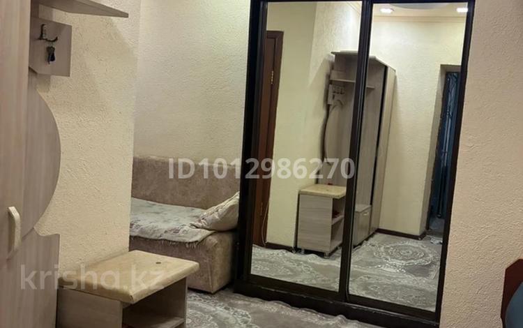 1-комнатная квартира · 41 м² · 12/12 этаж, мкр Аксай-1 15а за 210 000 ₸ в Алматы, Ауэзовский р-н — фото 2