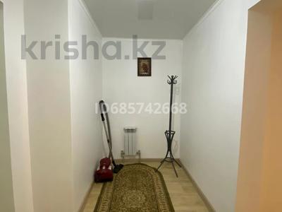 2-комнатная квартира · 55 м² · 9/9 этаж, улица Халиуллина за 250 000 ₸ в Алматы, Медеуский р-н