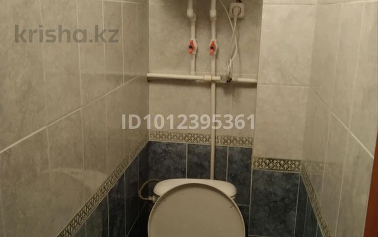 2-комнатная квартира · 46 м² · 5/5 этаж, Майкудук, Майкудук, 14й микрорайон 19 — Рядом с автостанцией за 90 000 ₸ в Караганде, Алихана Бокейханова р-н — фото 2