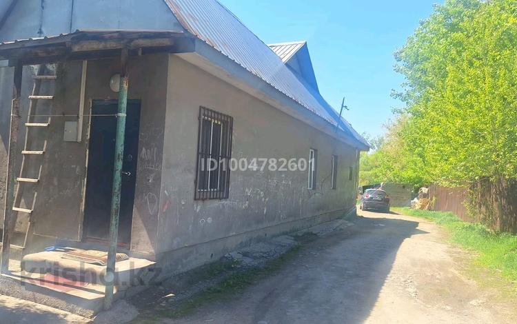 Отдельный дом · 6 комнат · 100 м² · 8 сот., Омарова 53а — Ипподрома за 47 млн ₸ в Алматы, Жетысуский р-н — фото 2