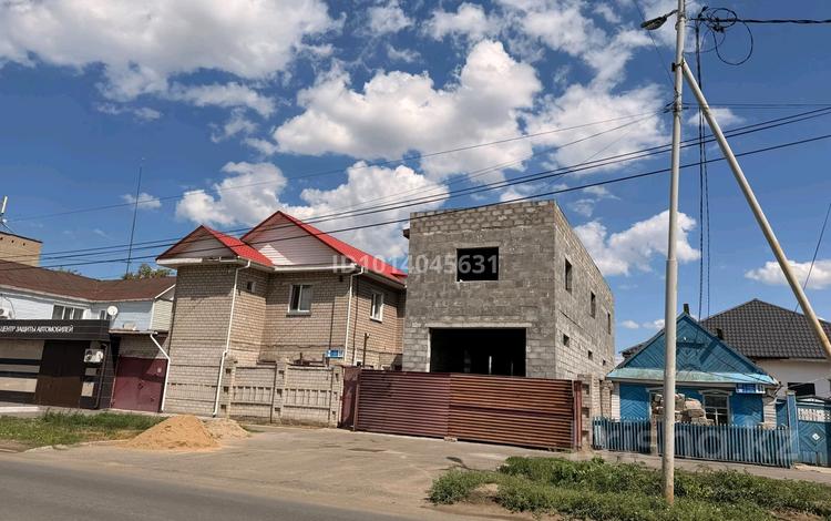 Отдельный дом · 7 комнат · 184.9 м² · 5 сот., Елгина 59 — Елгина-крылова за 65 млн ₸ в Павлодаре — фото 2