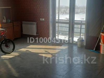 Өнеркәсіптік база · 88 сотық, Садовая 1 — Магазин Бастау .ул Узунагаш, бағасы: 300 000 〒 в Каргалы (п. Фабричный)