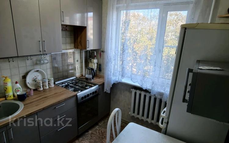 4-комнатная квартира · 80 м² · 3/5 этаж, Жумабаева 102 за 230 000 ₸ в Петропавловске — фото 2