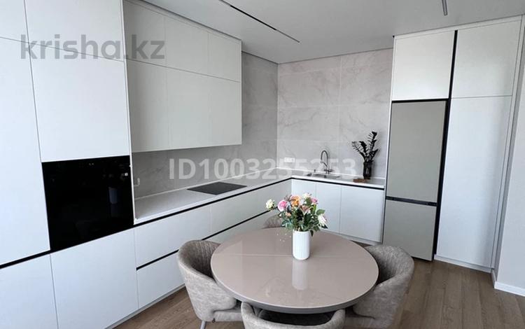 3-комнатная квартира · 107 м² · 19/22 этаж, Тауелсиздик 56 за 105 млн 〒 в Астане, Сарайшык р-н — фото 2