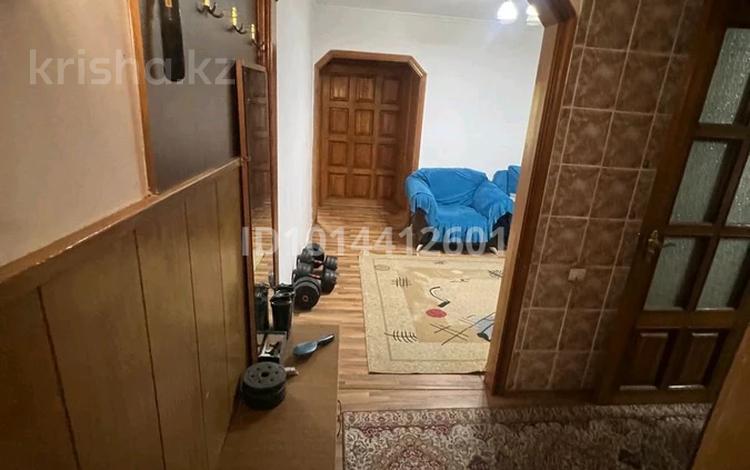 3-комнатная квартира · 60 м² · 1/5 этаж, Сатпабаева Розбакиевв 48 — 20 линия за 39 млн ₸ в Алматы, Бостандыкский р-н — фото 2