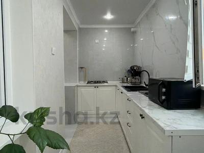 4-бөлмелі пәтер · 90 м² · 5/5 қабат, 12-ш/а. 50, бағасы: 25 млн ₸ в Актау, 12-й мкр