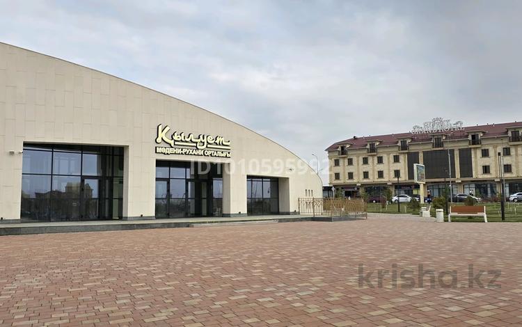 4-комнатная квартира · 100 м² · 1/3 этаж, Батырбекова 30 за 50 000 ₸ в Туркестане — фото 2