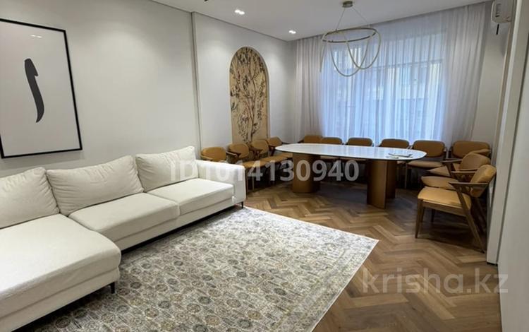 3-бөлмелі пәтер · 100 м² · 3/9 қабат, Нұрсая ш/а., Абылхаир хана 69, бағасы: 800 000 ₸ в Атырау, мкр Нурсая — фото 2