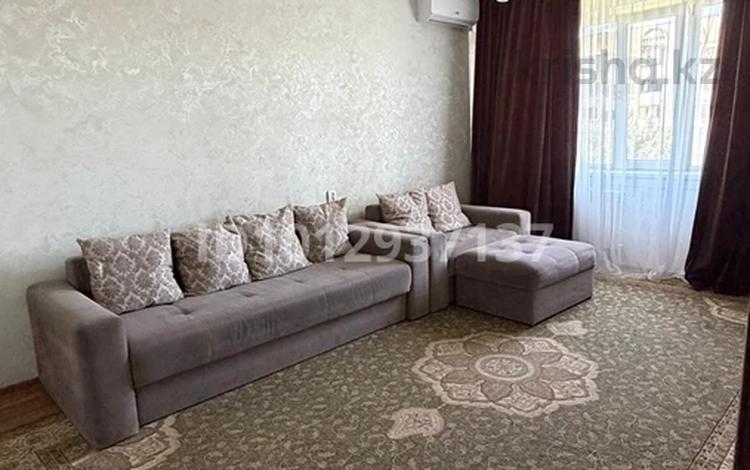 2-бөлмелі пәтер · 60 м² · 6/9 қабат, мкр Жетысу-2, бағасы: 45 млн ₸ в Алматы, Ауэзовский р-н — фото 2