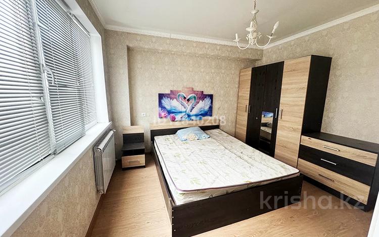 3-комнатная квартира · 50 м² · 2/5 этаж, мкр Центральный 118-В — Махамбета Утемисова за 160 000 ₸ в Атырау — фото 20