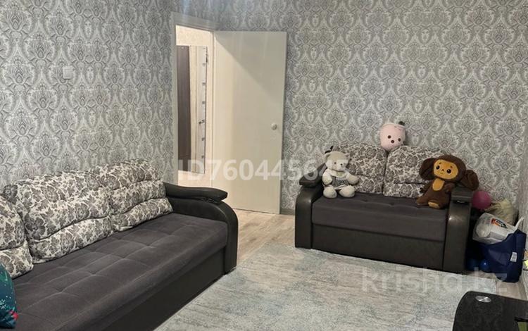 3-комнатная квартира · 47 м², 3 микрорайон 12 за 8.7 млн ₸ в Абай — фото 3