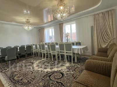 Отдельный дом · 7 комнат · 242 м² · 8.6 сот., Сәбит Мұқанов 124 за 37 млн 〒 в 