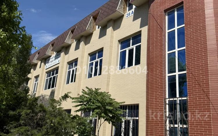 Свободное назначение, офисы, образование · 850 м² за 2.5 млн ₸ в Актау, 12-й мкр — фото 2