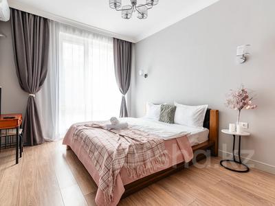 2-бөлмелі пәтер · 85 м² · 2 қабат, Розыбакиева 320, бағасы: 35 000 ₸ в Алматы, Бостандыкский р-н