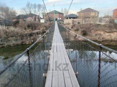 Дача · 2 комнаты · 54 м² · 6.1 сот., Западная 154 за 12 млн 〒 в Астане, Нура р-н