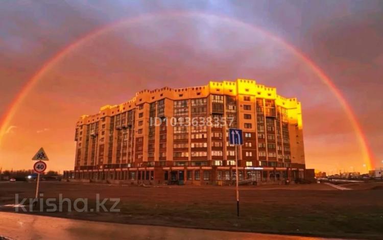 2-бөлмелі пәтер · 89.9 м² · 4/9 қабат, мкр. Алтын орда, Тауелсиздик — Халел досмухамбет, бағасы: 40 млн ₸ в Актобе — фото 2