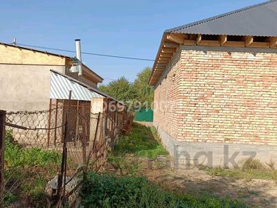 Отдельный дом · 6 комнат · 120 м² · 10 сот., Шолдала 2пер Парасат 14 за 12 млн 〒 в Таразе