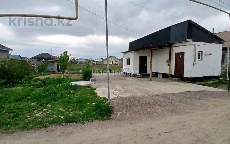 Отдельный дом · 3 комнаты · 60 м² · 4 сот., 3-й кв-л 78/56 за 18 млн ₸ в Береке — фото 2