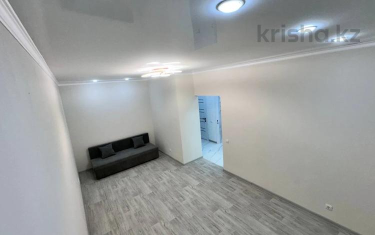 1-комнатная квартира, 36 м², 3/5 этаж помесячно, Новаторная 10А