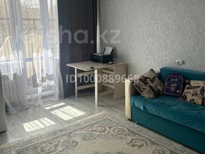 Продажа квартир в Карагандинской обл.: 1-комнатная квартира · 32 м² · 3/5 этаж, Республика 69 за 6 млн 〒 1-комнатная квартира · 32 м² · 3/5 этаж, Республика 69 за 6 млн 〒 в Темиртау