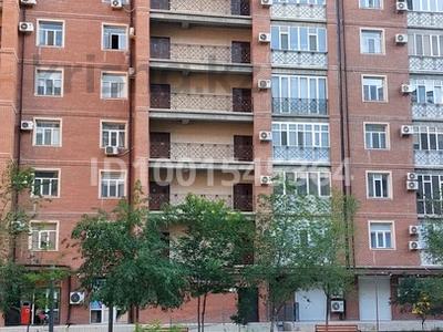 Аренда квартир в Мангистауской обл.: 2-комнатная квартира · 56 м² · 8/14 этаж, 17-й мкр, 17 мкрн 7 — Спортивный костюм Халык Арена за 300 000 〒 2-комнатная квартира · 56 м² · 8/14 этаж, 17-й мкр, 17 мкрн 7 — Спортивный костюм Халык Арена за 300 000 〒 в Актау
