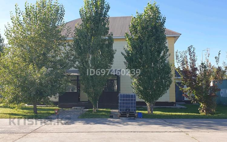 Өнеркәсіптік база · 40 сотық, мкр. Зачаганск пгт, Жангирхана 73А — Район Автоцона. ул. Жангирхана 73А ., бағасы: 300 млн ₸ в Уральске — фото 2