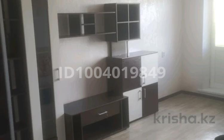 2-комнатная квартира · 60 м², 4 мкр 15 за 140 000 ₸ в Степногорске — фото 2