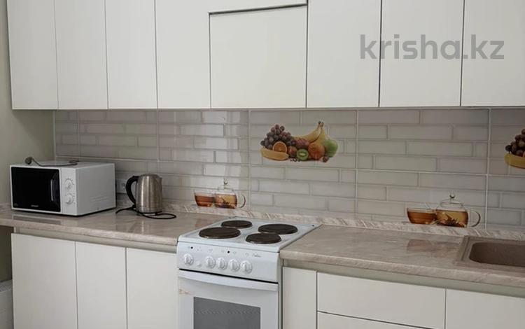 2-комнатная квартира · 67 м² · 14/16 этаж, Улы Дала 39 за 320 000 ₸ в Астане, Есильский р-н — фото 2