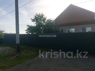 Отдельный дом · 4 комнаты · 80 м² · 12.8 сот., Толкунова 6 — 8 марта- Толкунова за 20 млн 〒 в Щучинске