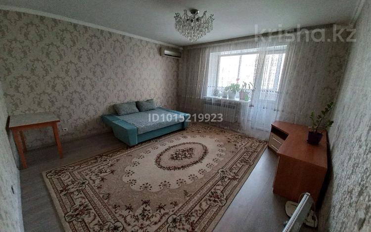 2-комнатная квартира · 70 м² · 2/9 этаж, Петрова 18/1 — ТЦ Евразия за 275 000 ₸ в Астане, Алматы р-н — фото 2